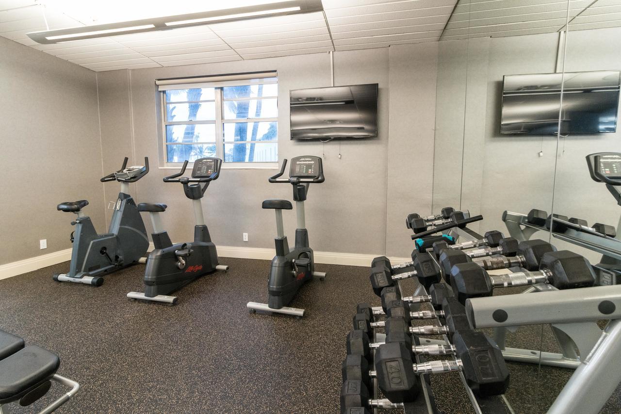 Tides Hollywood Apartments Fort Lauderdale Bagian luar foto