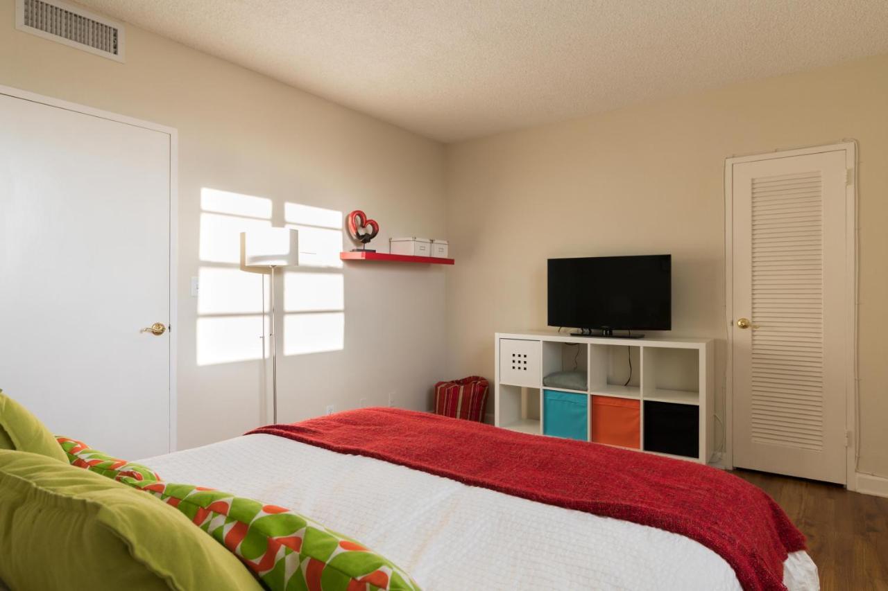 Tides Hollywood Apartments Fort Lauderdale Bagian luar foto