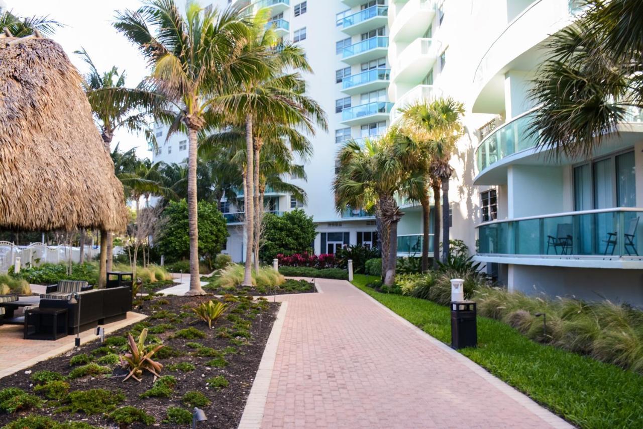 Tides Hollywood Apartments Fort Lauderdale Bagian luar foto