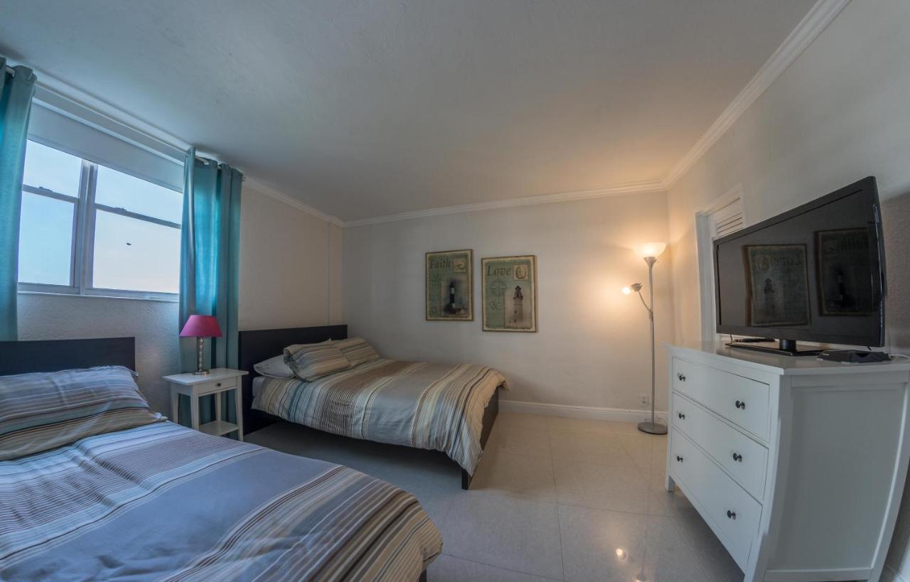 Tides Hollywood Apartments Fort Lauderdale Bagian luar foto