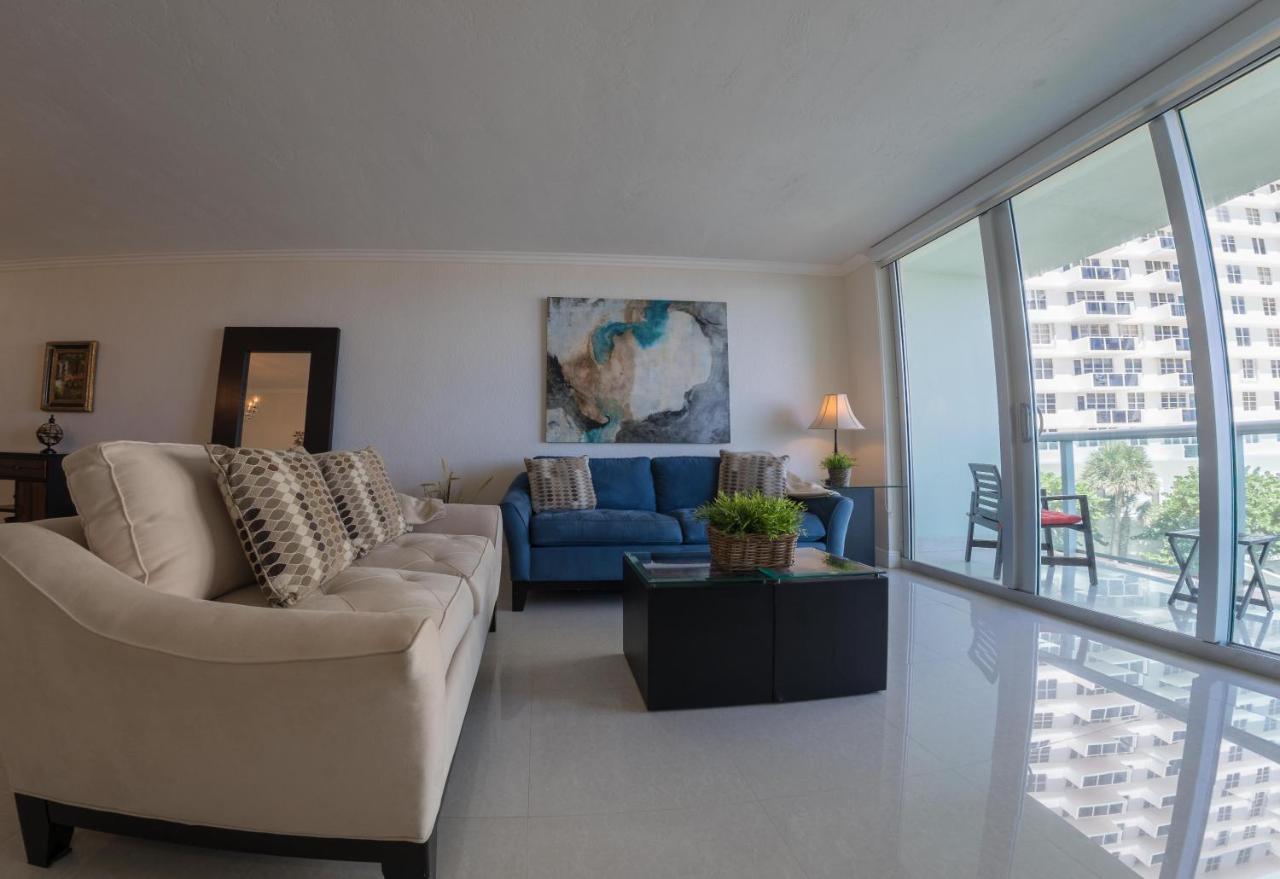 Tides Hollywood Apartments Fort Lauderdale Bagian luar foto