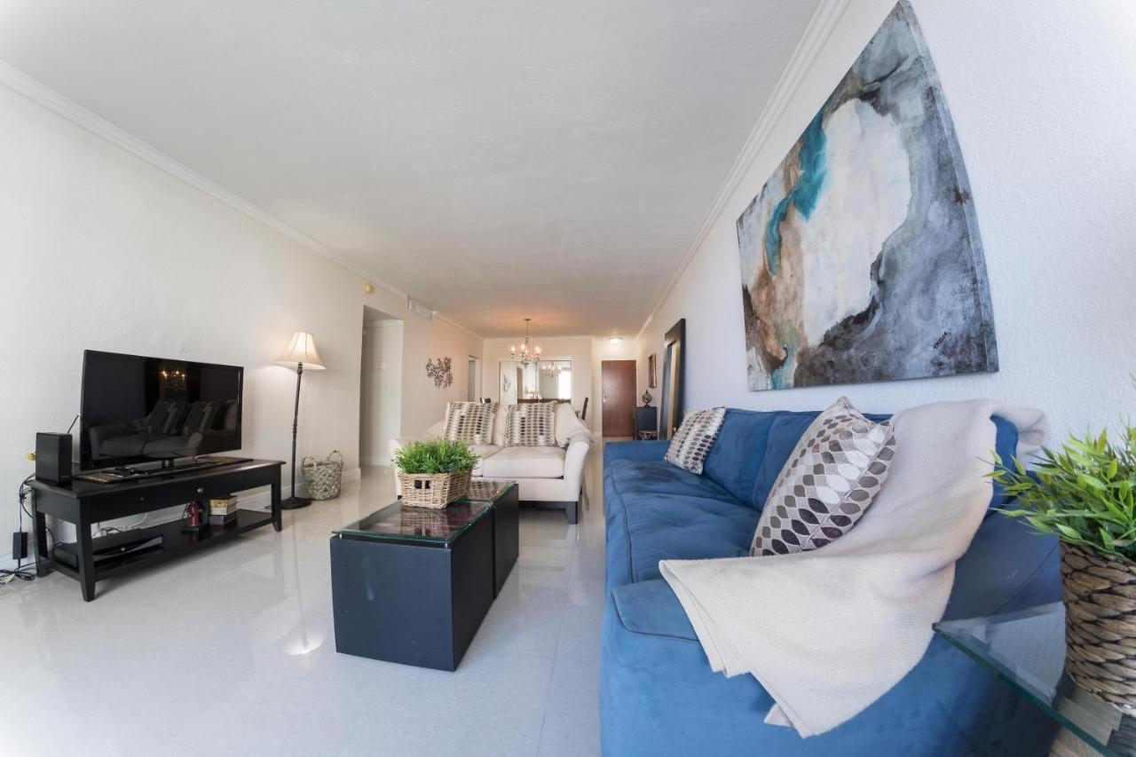 Tides Hollywood Apartments Fort Lauderdale Bagian luar foto